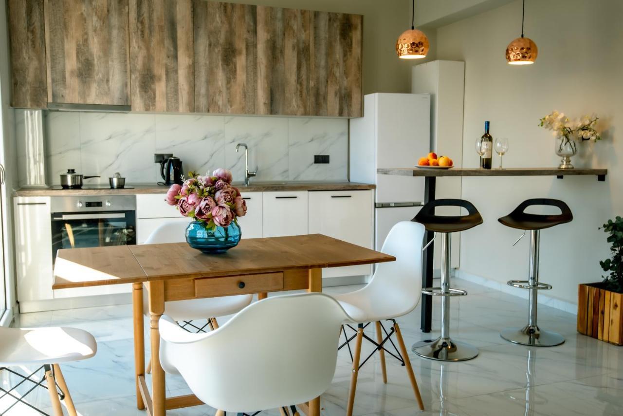 Miracle Luxury Apartments Peraía Eksteriør bilde