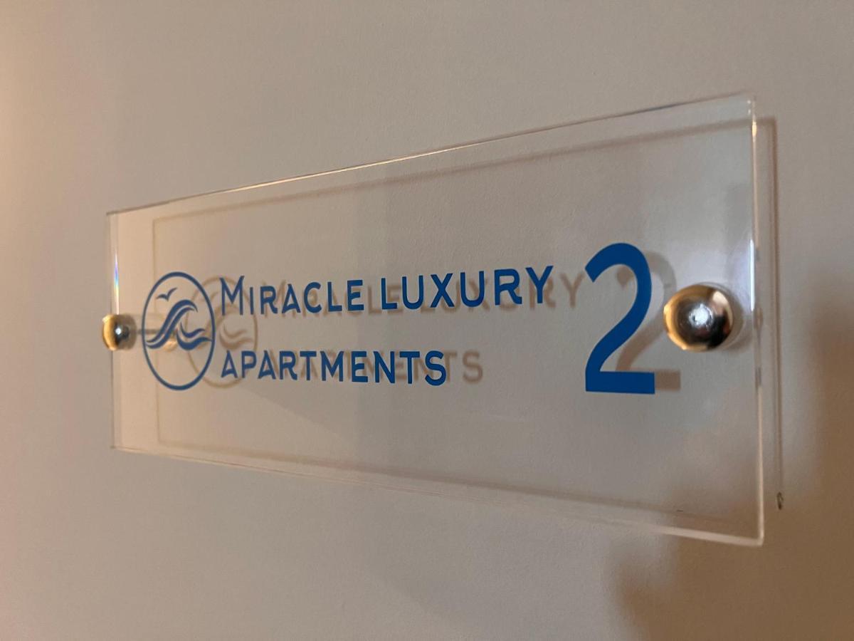 Miracle Luxury Apartments Peraía Eksteriør bilde